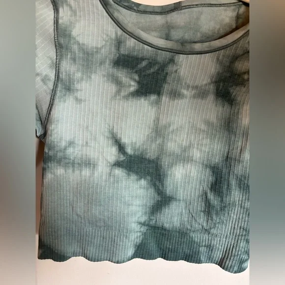 Lululemon Ebb to Street Long Sleeve Crop - Picture 3 of 7